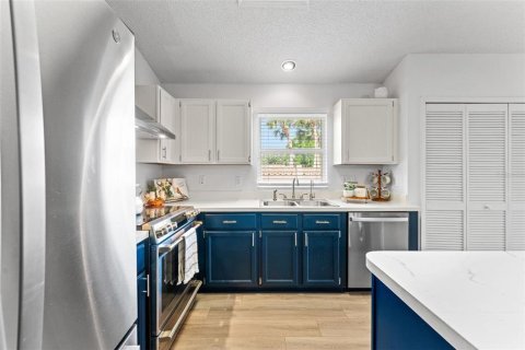 Villa ou maison à vendre à Apopka, Floride: 3 chambres, 157.19 m2 № 2349973 - photo 7