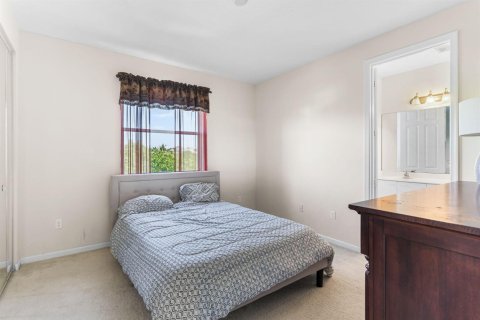 House in Wellington, Florida 6 bedrooms, 387.22 sq.m. № 2082137 - photo 30