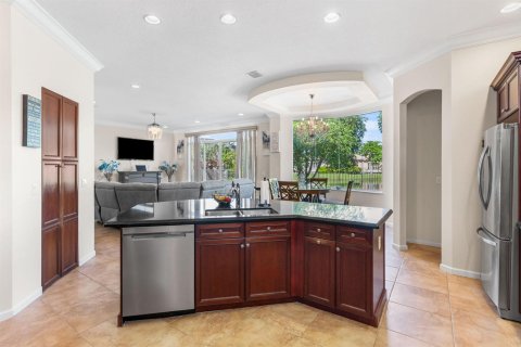 House in Wellington, Florida 6 bedrooms, 387.22 sq.m. № 2082137 - photo 8