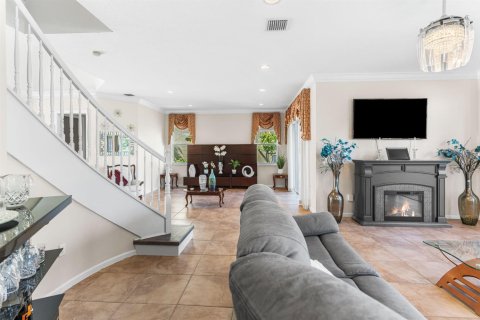 House in Wellington, Florida 6 bedrooms, 387.22 sq.m. № 2082137 - photo 11