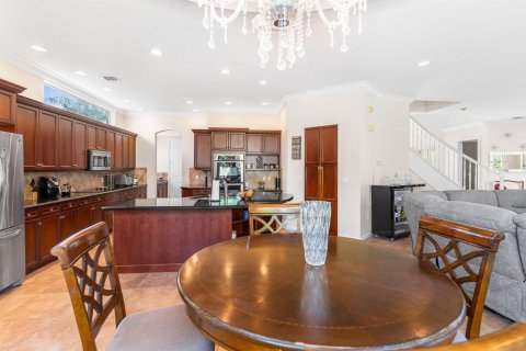House in Wellington, Florida 6 bedrooms, 387.22 sq.m. № 2082137 - photo 9