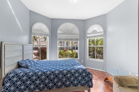 House in Wellington, Florida 6 bedrooms, 387.22 sq.m. № 2082137 - photo 27