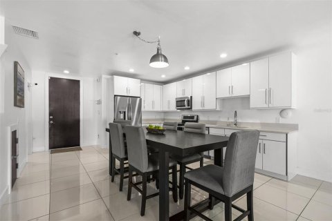 Touwnhouse à vendre à Winter Park, Floride: 4 chambres, 241.73 m2 № 2195821 - photo 30