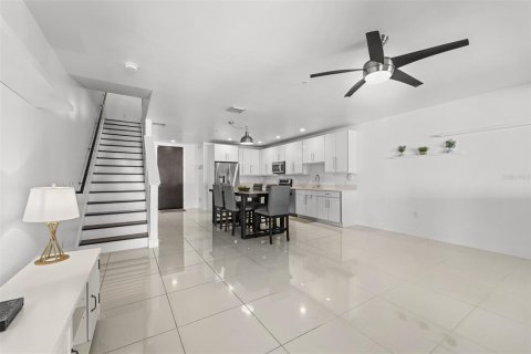 Touwnhouse à vendre à Winter Park, Floride: 4 chambres, 241.73 m2 № 2195821 - photo 26