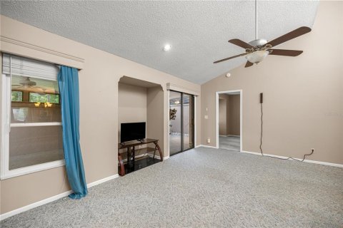 Villa ou maison à vendre à Ocala, Floride: 3 chambres, 134.99 m2 № 2295228 - photo 9