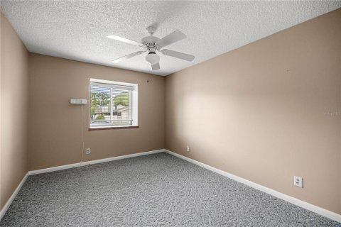 Villa ou maison à vendre à Ocala, Floride: 3 chambres, 134.99 m2 № 2295228 - photo 19