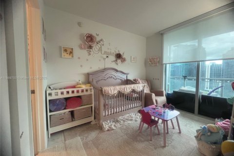 Condo in Miami, Florida, 3 bedrooms  № 1921156 - photo 11