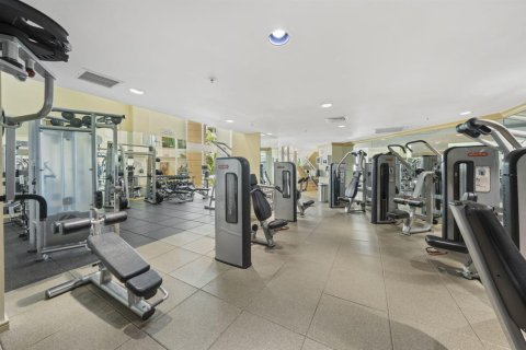 Condo in Fort Lauderdale, Florida, 2 bedrooms  № 2382907 - photo 30