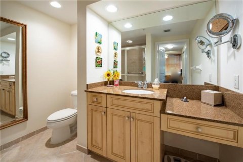 Condo in Fort Lauderdale, Florida, 2 bedrooms  № 2382907 - photo 18