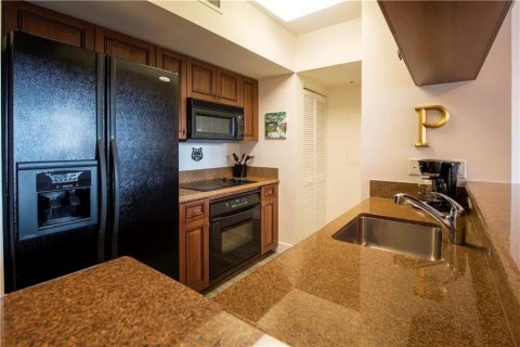 Condo in Fort Lauderdale, Florida, 2 bedrooms  № 2382907 - photo 7