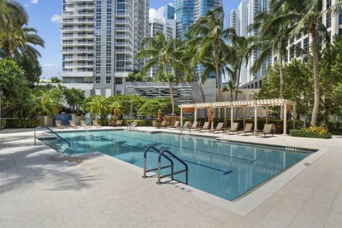 Condo in Fort Lauderdale, Florida, 2 bedrooms  № 2382907 - photo 25