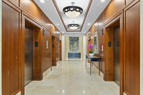 Condo in Fort Lauderdale, Florida, 2 bedrooms  № 2382907 - photo 6