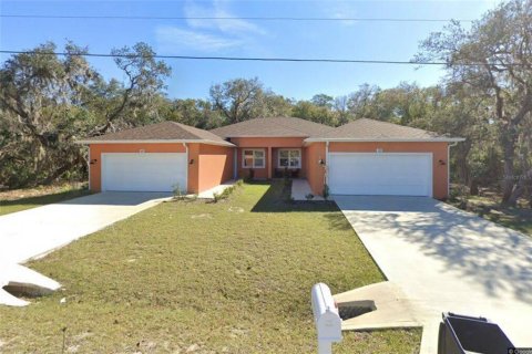 Commercial property in Palm Coast, Florida 8 bedrooms, 287.44 sq.m. № 2377772