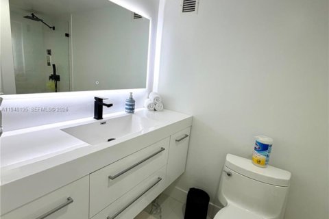 Снять в аренду кондоминиум в Халландейл-Бич, Флорида 2 спальни, 214.14м2, № 2004196 - фото 11