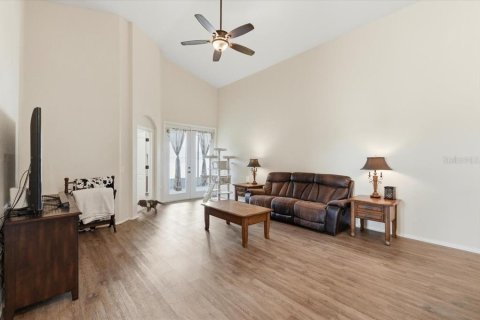 House in Bartow, Florida 4 bedrooms, 186.73 sq.m. № 2151160 - photo 13
