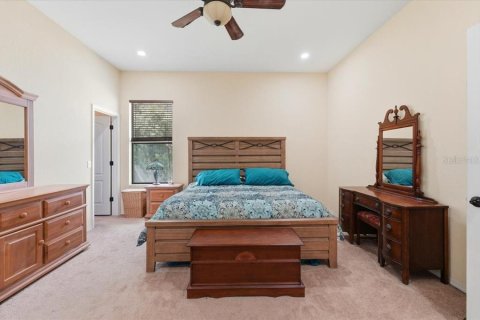House in Bartow, Florida 4 bedrooms, 186.73 sq.m. № 2151160 - photo 25
