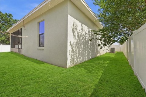 House in Bartow, Florida 4 bedrooms, 186.73 sq.m. № 2151160 - photo 7