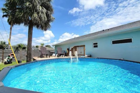 House in Venice, Florida 2 bedrooms, 95.78 sq.m. № 2318748 - photo 3