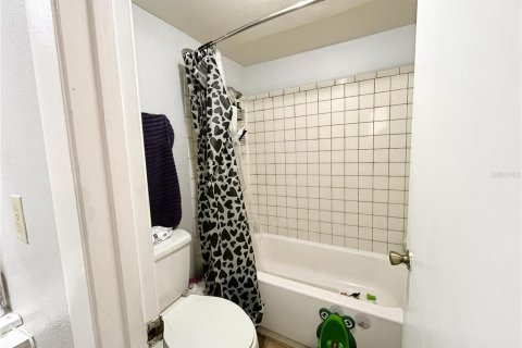 Condominio en venta en Gainesville, Florida, 2 dormitorios, 81.38 m2 № 1515947 - foto 14