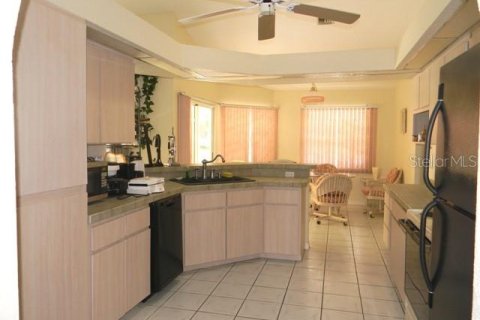 Casa en alquiler en Punta Gorda, Florida, 3 dormitorios, 191.84 m2 № 213078 - foto 4
