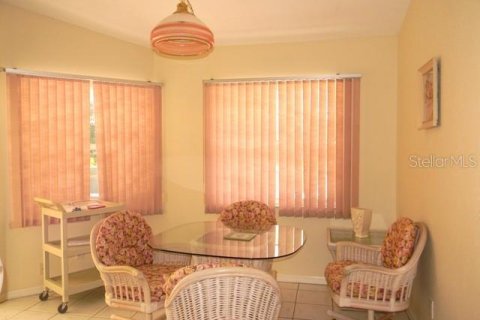 Casa en alquiler en Punta Gorda, Florida, 3 dormitorios, 191.84 m2 № 213078 - foto 7