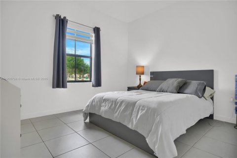 Casa en alquiler en Homestead, Florida, 4 dormitorios, 176.89 m2 № 1951990 - foto 14