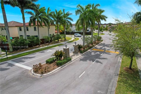 Casa en alquiler en Homestead, Florida, 4 dormitorios, 176.89 m2 № 1951990 - foto 29