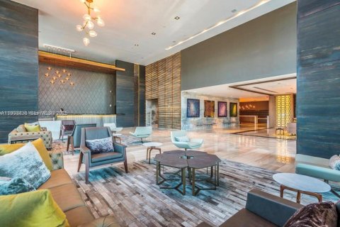 Condominio en alquiler en Miami, Florida, 1 dormitorio, 54.63 m2 № 1991409 - foto 3