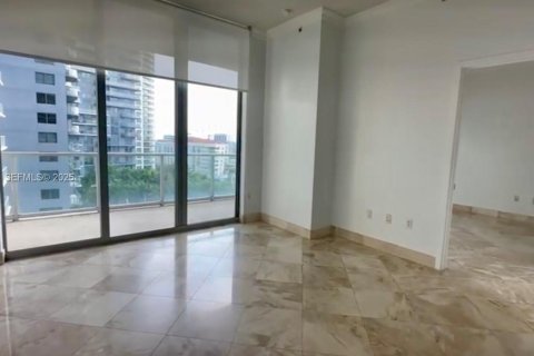 Condominio en alquiler en Miami, Florida, 1 dormitorio, 54.63 m2 № 1991409 - foto 10