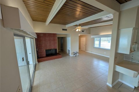 Villa ou maison à vendre à Tampa, Floride: 3 chambres, 197.32 m2 № 2103067 - photo 17