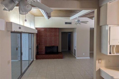 Villa ou maison à vendre à Tampa, Floride: 3 chambres, 197.32 m2 № 2103067 - photo 15