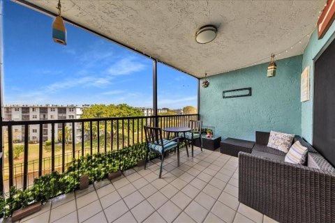 Condo in Pompano Beach, Florida, 2 bedrooms  № 2088386 - photo 20