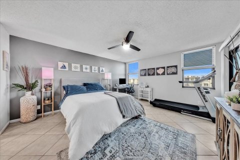 Condo in Pompano Beach, Florida, 2 bedrooms  № 2088386 - photo 14