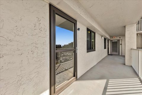 Condo in Pompano Beach, Florida, 2 bedrooms  № 2088386