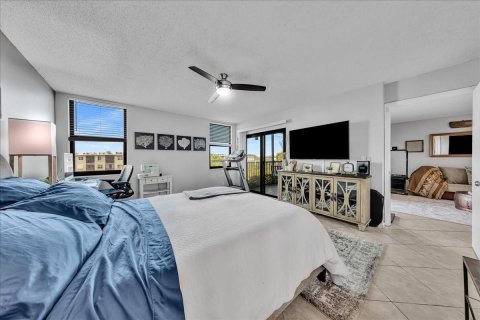Condo in Pompano Beach, Florida, 2 bedrooms  № 2088386 - photo 15
