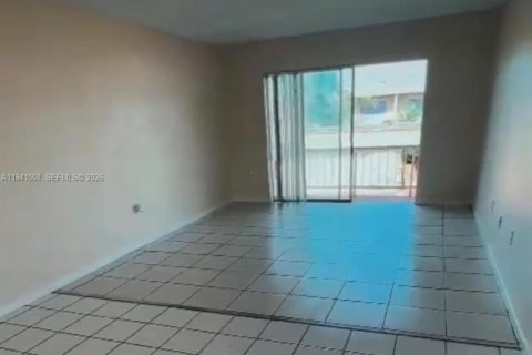 Condo à Miami Gardens, Floride, 1 chambre  № 2005448