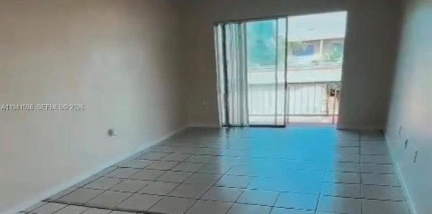 Condo à Miami Gardens, Floride, 1 chambre  № 2005448