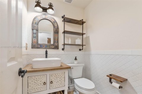 Casa en venta en Homestead, Florida, 4 dormitorios, 218.04 m2 № 1991183 - foto 26