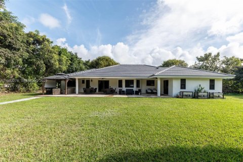 Casa en venta en Homestead, Florida, 4 dormitorios, 218.04 m2 № 1991183 - foto 7