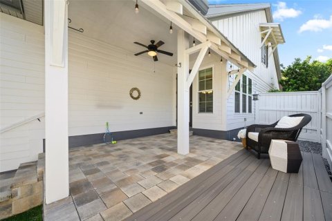 House in Newberry, Florida 4 bedrooms, 254.74 sq.m. № 2236390 - photo 15
