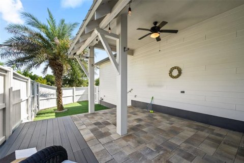 House in Newberry, Florida 4 bedrooms, 254.74 sq.m. № 2236390 - photo 16