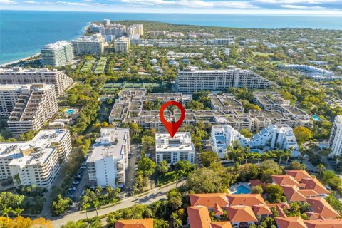 Condo in Key Biscayne, Florida, 2 bedrooms  № 2038283