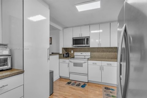 Copropriété à vendre à Key Biscayne, Floride: 2 chambres, 115.38 m2 № 2038283 - photo 7