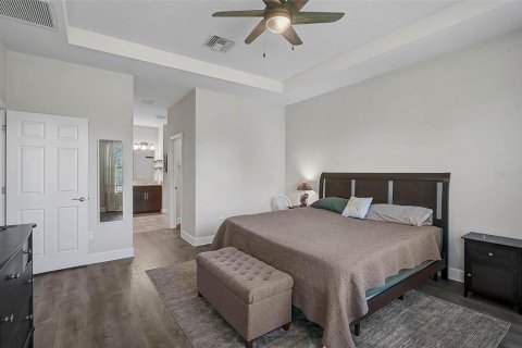 House in Sarasota, Florida 4 bedrooms, 276.2 sq.m. № 1853037 - photo 20