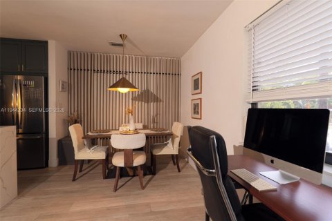 Casa en venta en North Miami, Florida, 3 dormitorios, 121.14 m2 № 2002477 - foto 12