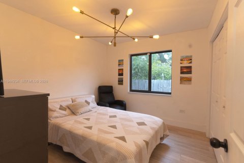 Casa en venta en North Miami, Florida, 3 dormitorios, 121.14 m2 № 2002477 - foto 25
