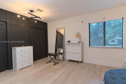 Casa en venta en North Miami, Florida, 3 dormitorios, 121.14 m2 № 2002477 - foto 18