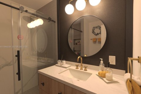 Casa en venta en North Miami, Florida, 3 dormitorios, 121.14 m2 № 2002477 - foto 19