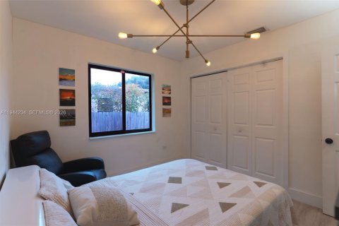 Casa en venta en North Miami, Florida, 3 dormitorios, 121.14 m2 № 2002477 - foto 26