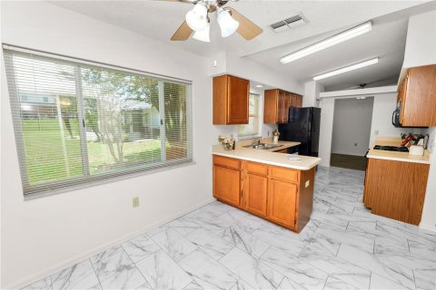 House in Lakeland, Florida 2 bedrooms, 167.22 sq.m. № 1879341 - photo 4